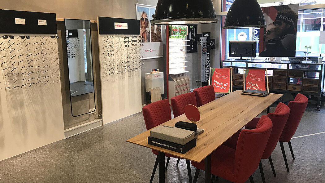 Absolut United Optics Innenraum
