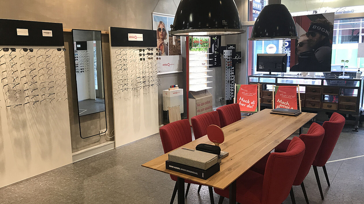 Absolut United Optics Innenraum