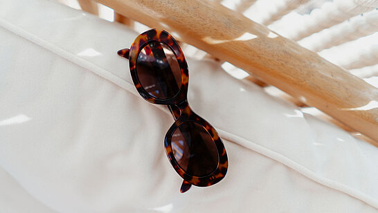 Nahaufnahme Havanna-Sonnenbrille